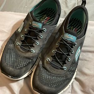 GUC Skechers Air Cooled Memory Foam Sneakers SZ 10